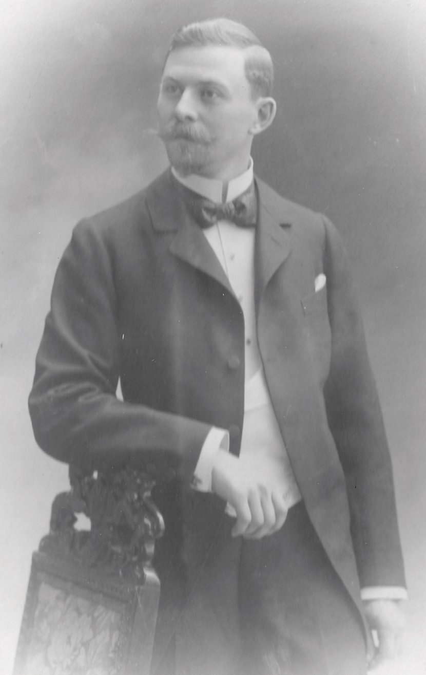 Hans Holzner Senior, 1900